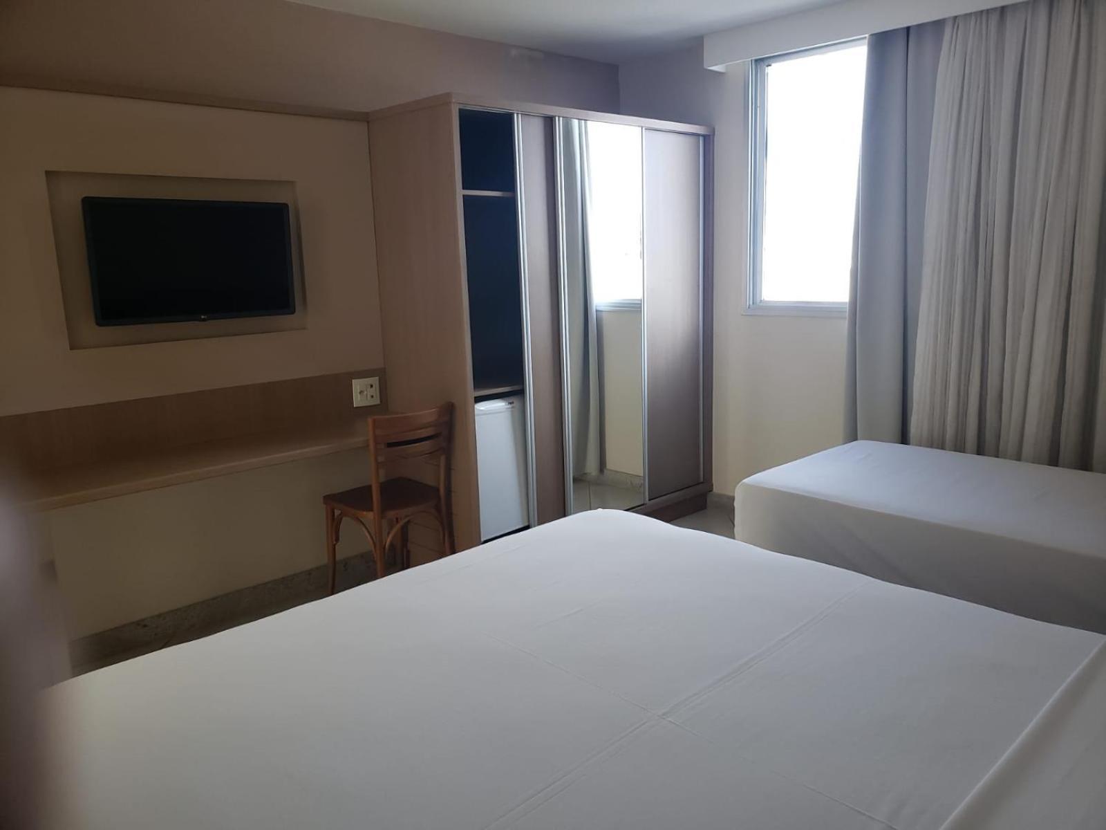 Pratti Hotel Linhares Bagian luar foto
