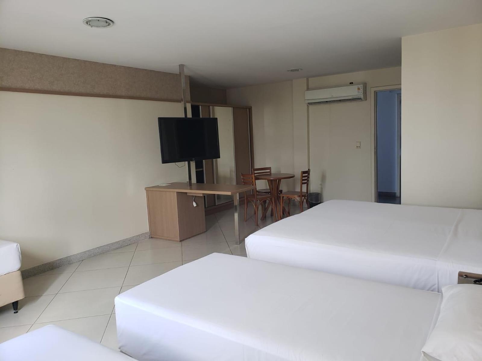 Pratti Hotel Linhares Bagian luar foto