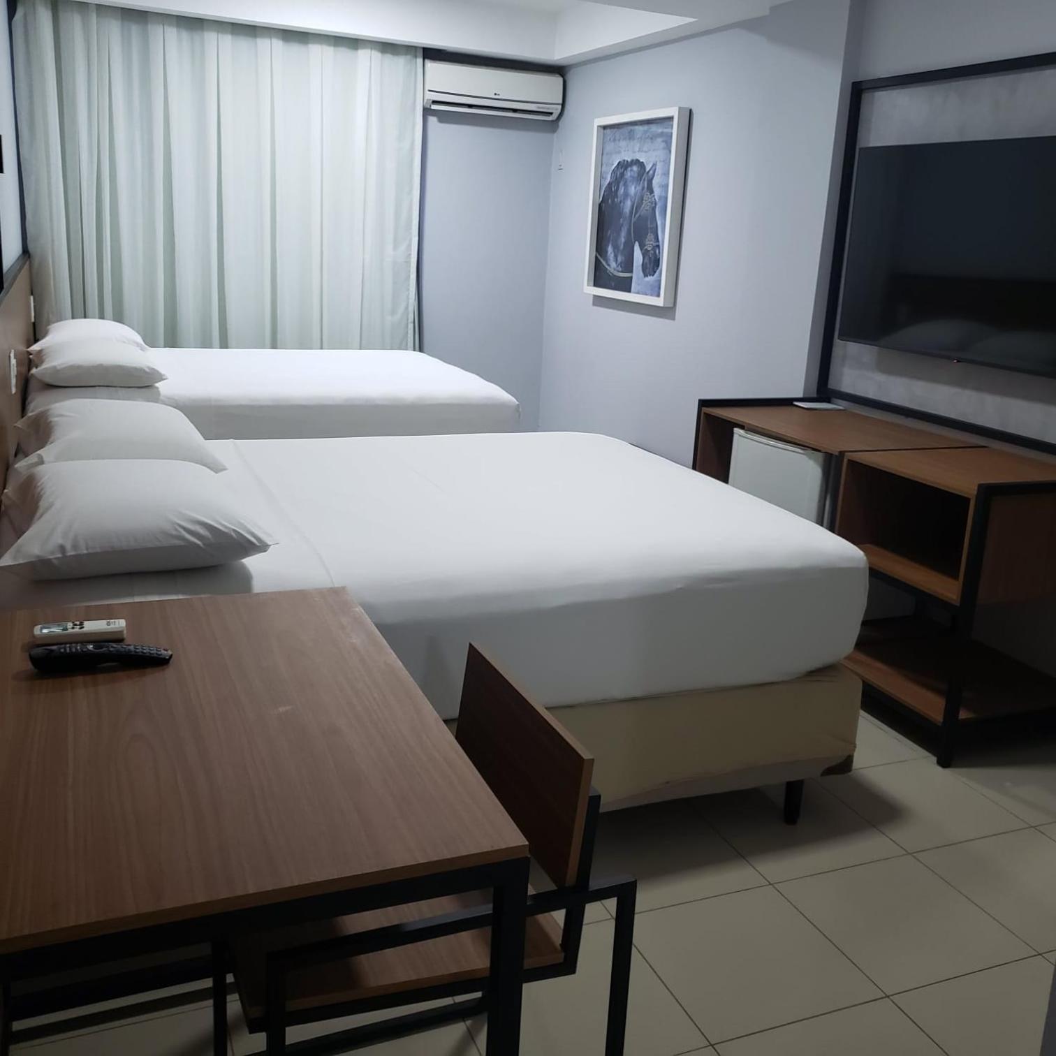 Pratti Hotel Linhares Bagian luar foto