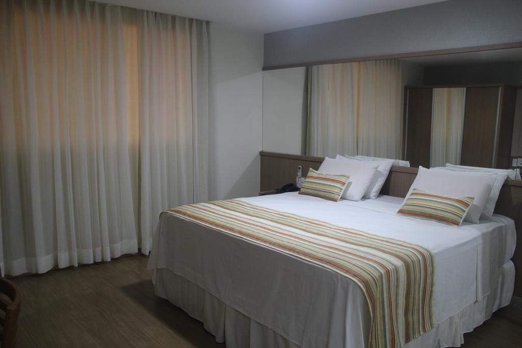 Pratti Hotel Linhares Bagian luar foto
